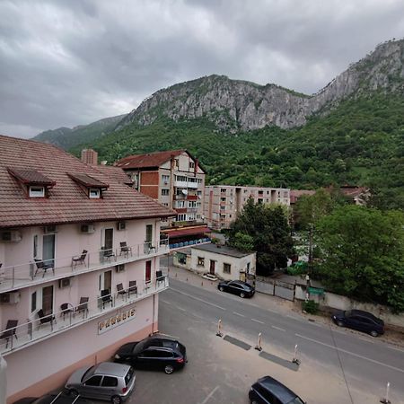 Pensiunea Paradis Baile Herculane Băile Herculane Exterior foto